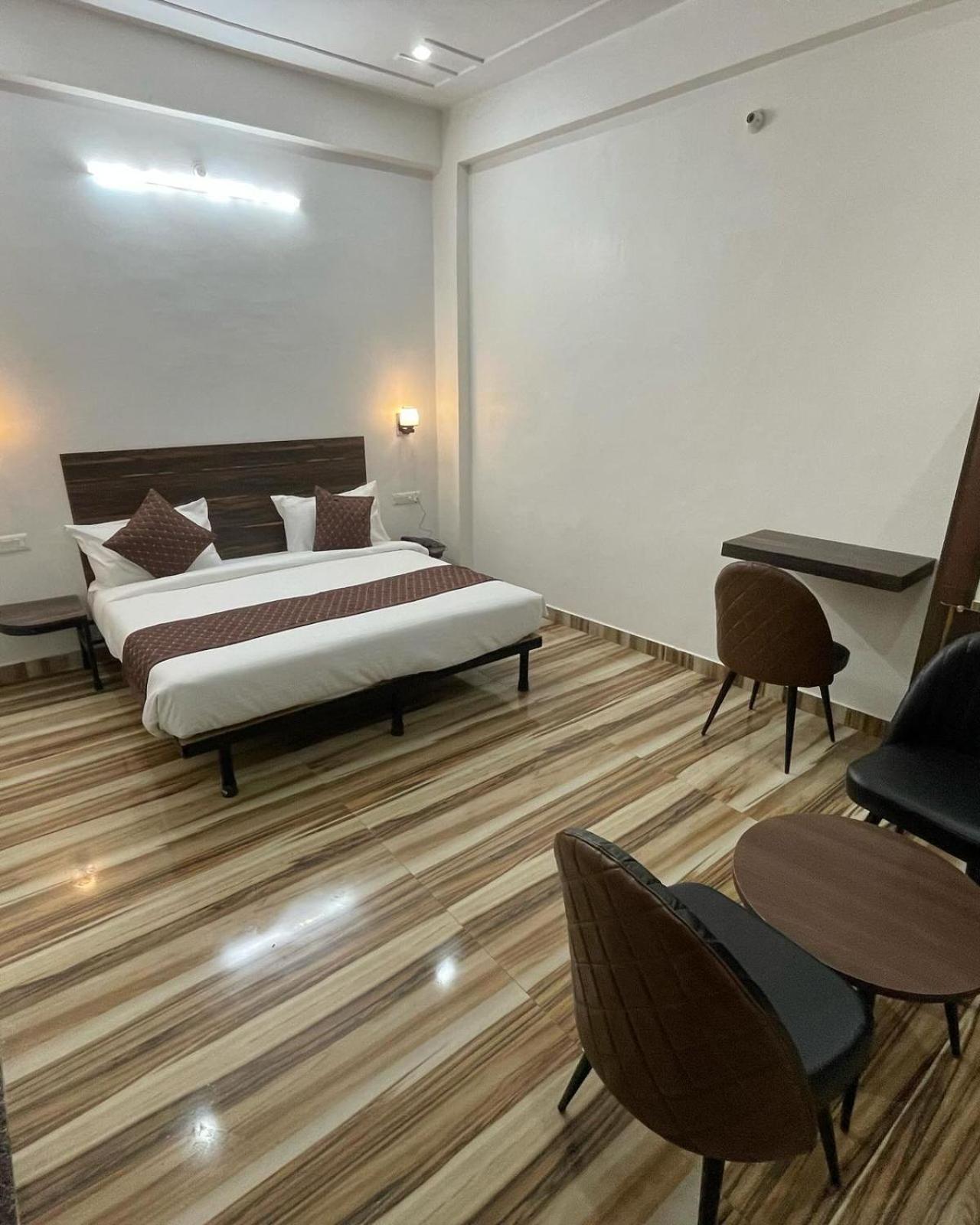 Hotel Sangam View Allāhābād Junction Екстериор снимка